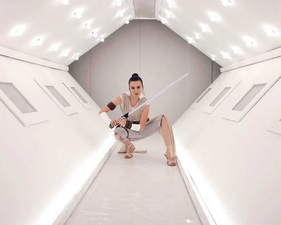 Freya Parker as Rey Skywalker Hentai pt-br 03