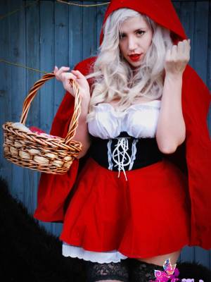 Yuffie Yulan - Little Red Riding Hood Hentai pt-br 03