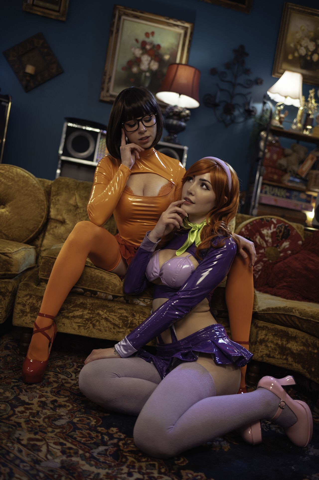 Luxlo & Dessyyc: Daphne & Velma Hentai pt-br 09